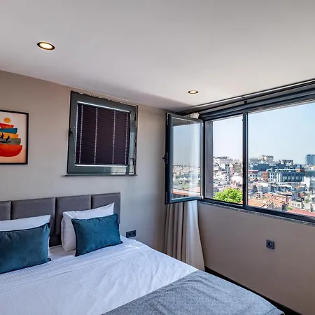 酒店 The Row Taksim 5*
