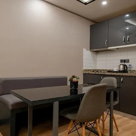 The Row Taksim Istanboel