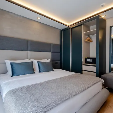 The Row Taksim Hotel