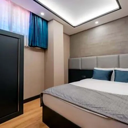 Hotel The Row Taksim