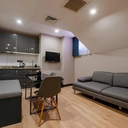 Hotel The Row Taksim *