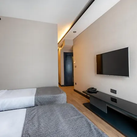 Hotel The Row Taksim *