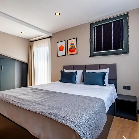 호텔 The Row Taksim 5*