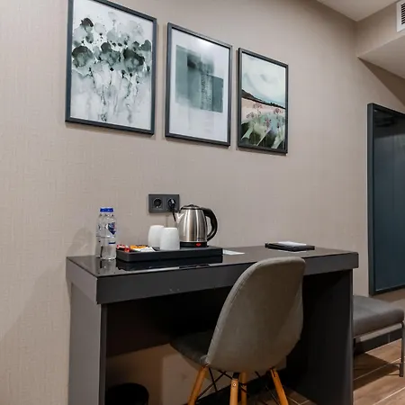 The Row Taksim Hotel *