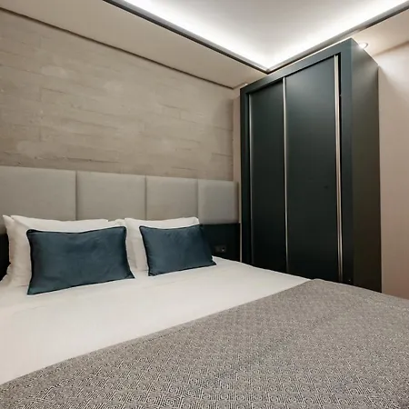 The Row Taksim Hotel *